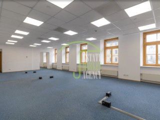 Фотография Аренда магазина, 646 м² , Невский проспект 25  №9